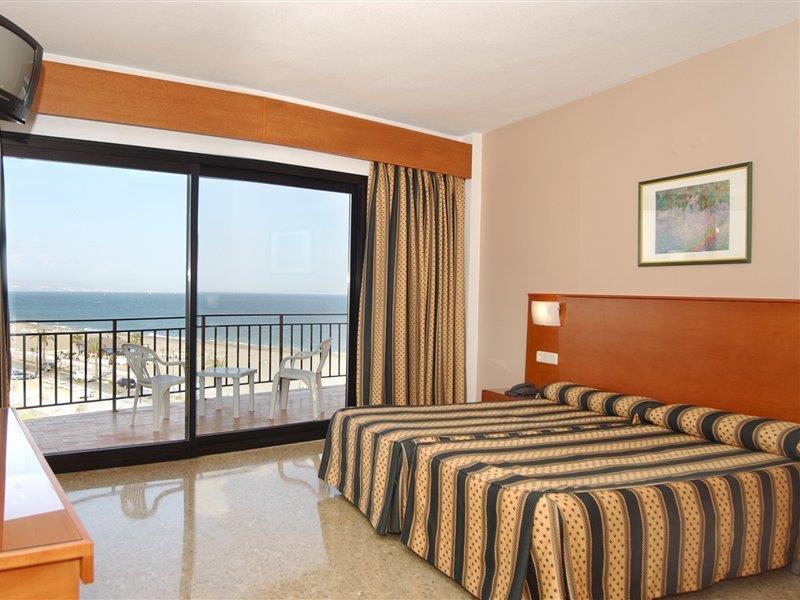 Hotel Puente Real