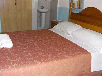 Pension Dona Lola Guest house 2*