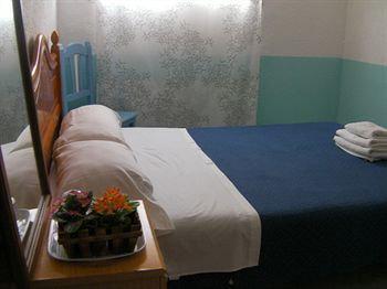 Pension Dona Lola 2* Torremolinos