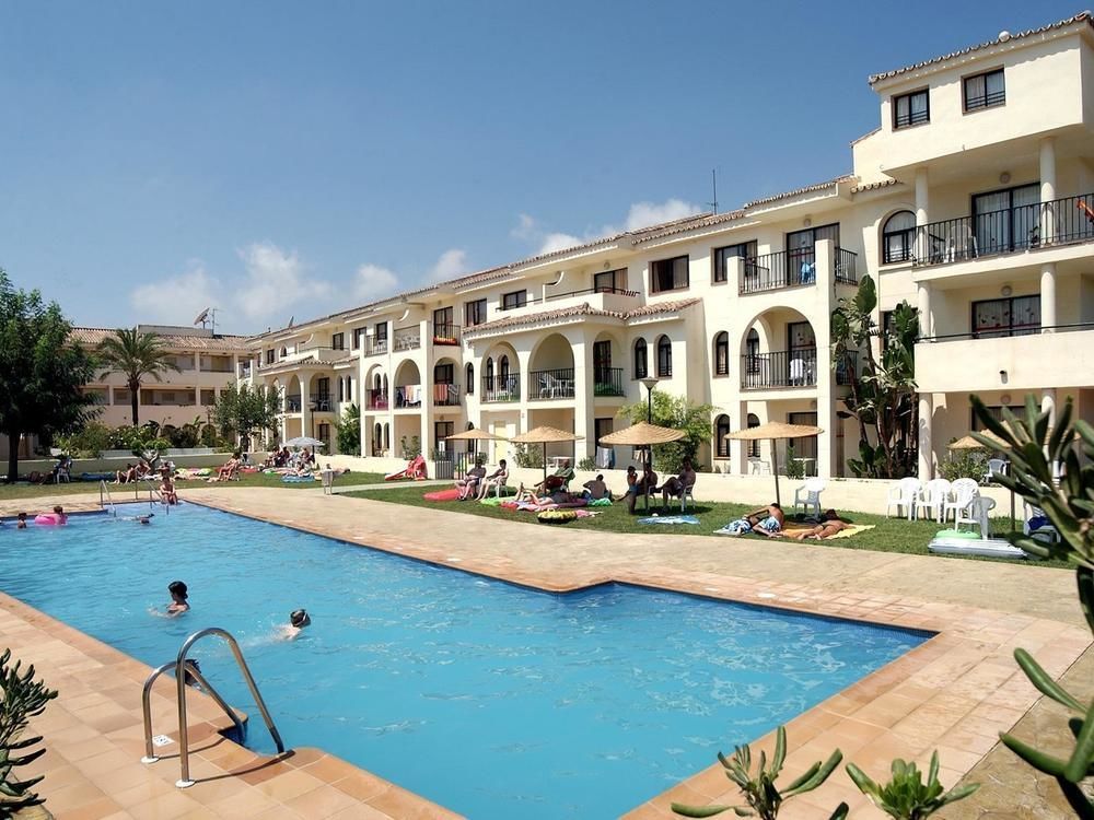 Hotel Puente Real 4*