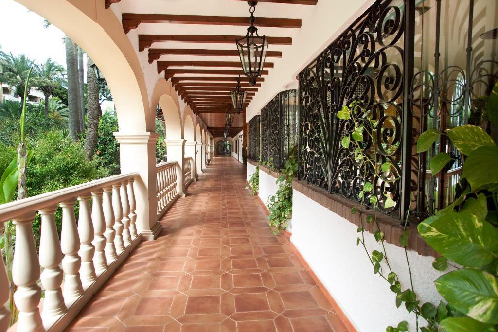 Bajondillo Aparthotel