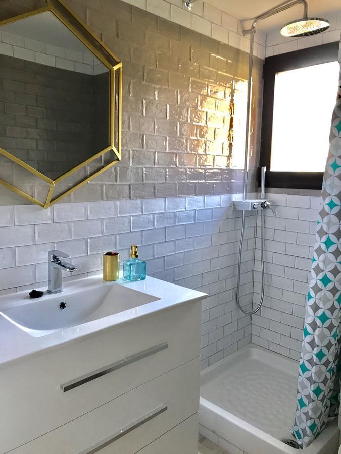 Luxury House 110 M2 On The Beach, Pool, Parking Torremolinos
