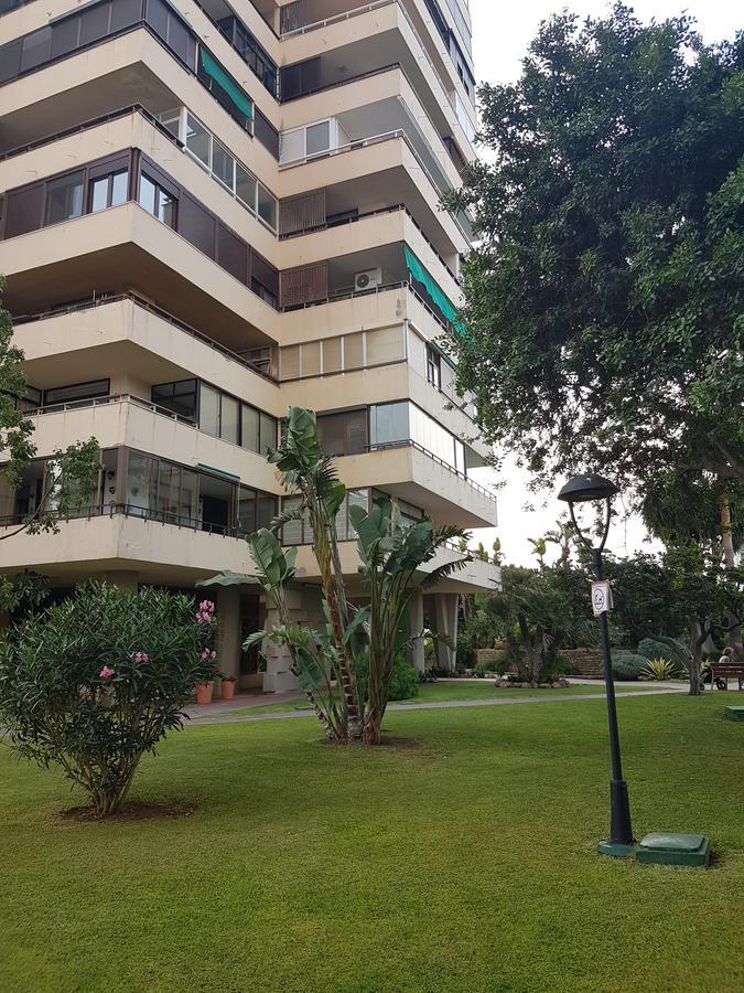 Luxury House 110 M2 On The Beach, Pool, Parking Apartment Torremolinos