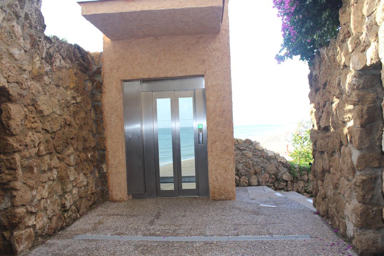 Castillo Santa Clara Estudio Con Vistas Laterales Al Mar Torremolinos