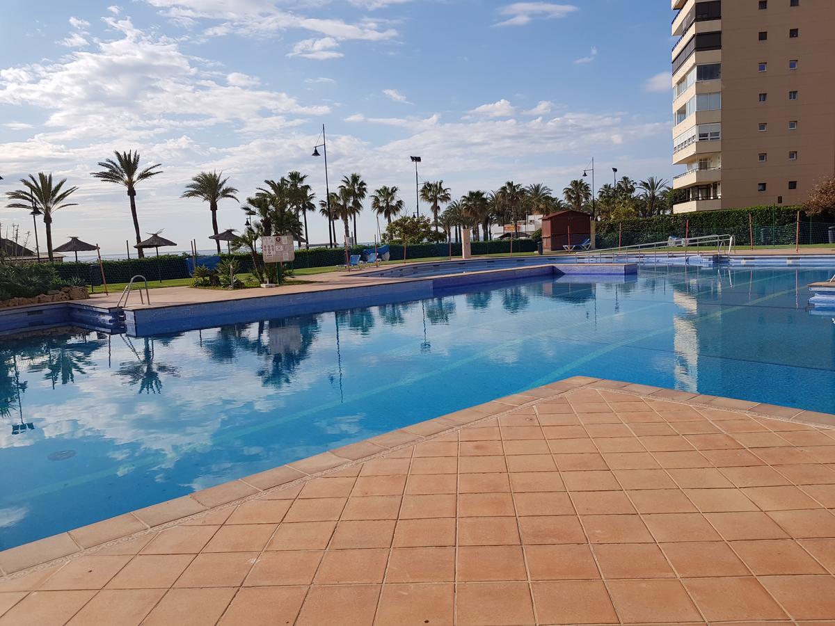 Luxury House 110 M2 On The Beach, Pool, Parking