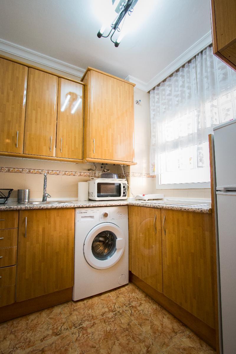 Holidays2torremolinos Roquedal Apartment *