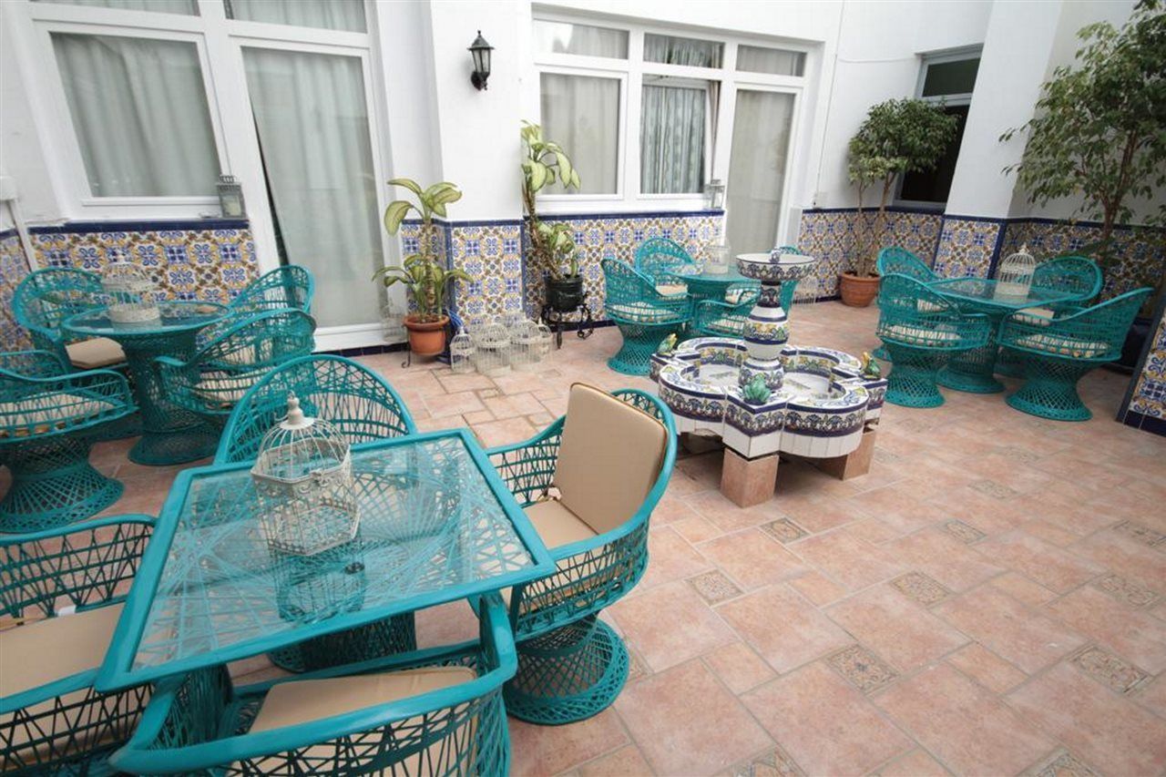 Moon Dreams Mediterraneo Hotel