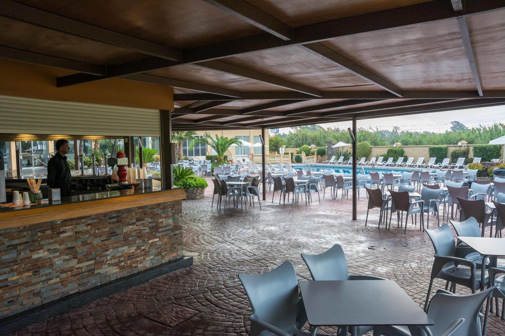 Royal Costa Hotel