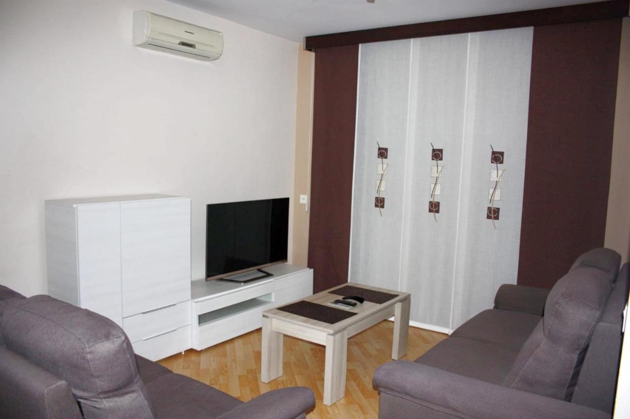 Paseo Maritimo Apartment