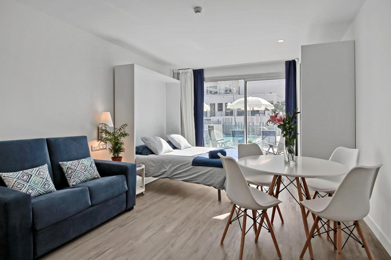 Carihuela Apartment *