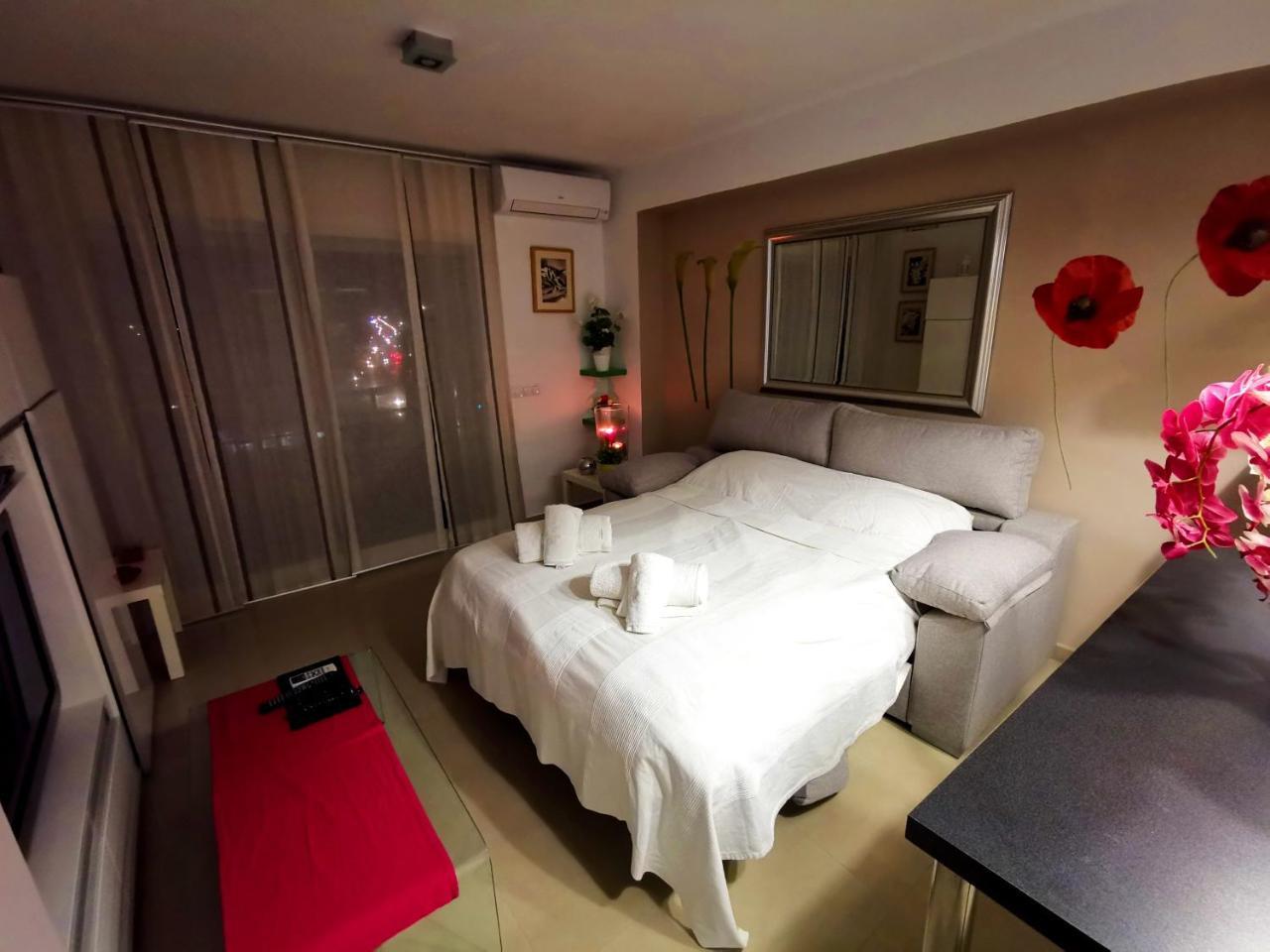 Apartment Carihuela *