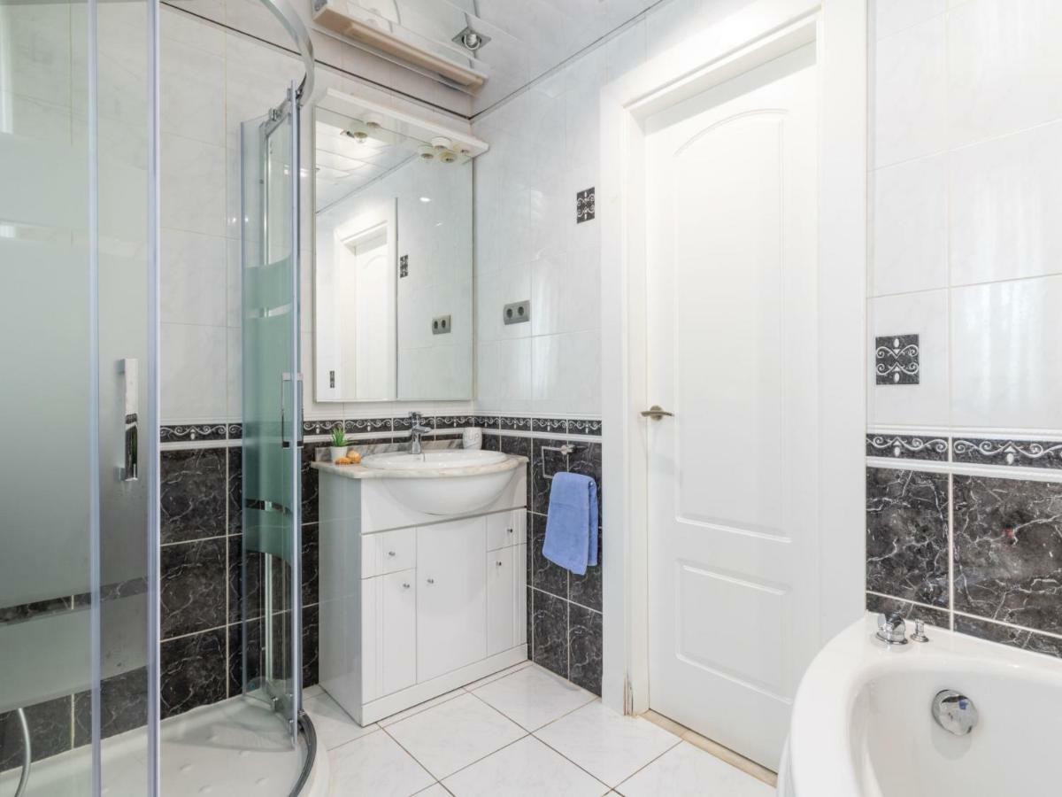 Apartment Dali By Interhome Torremolinos