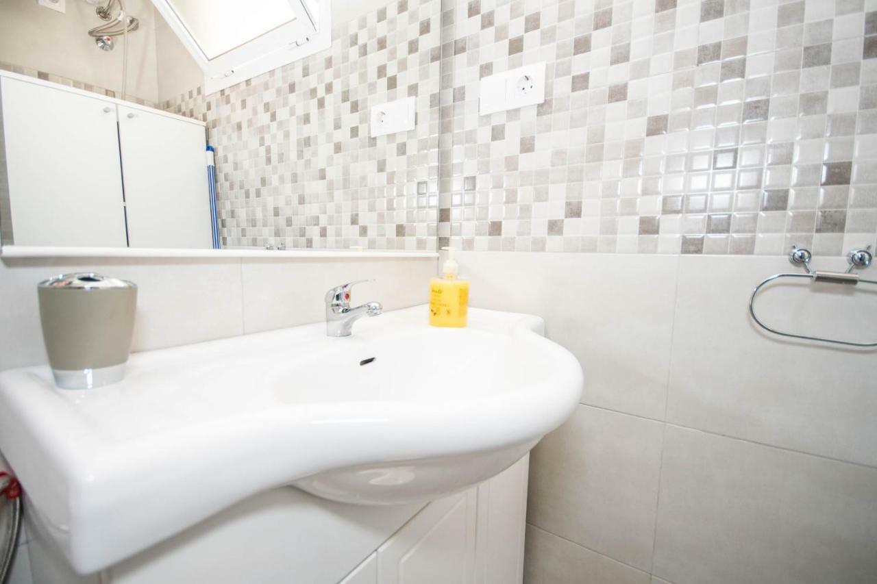 Apartamento Cubo's Estudio Isabel Manoja *