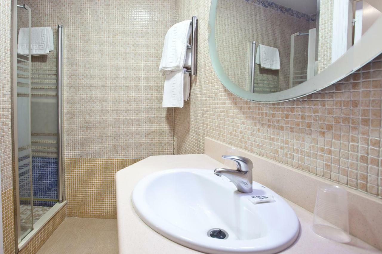 Ecuador Park Apartment *