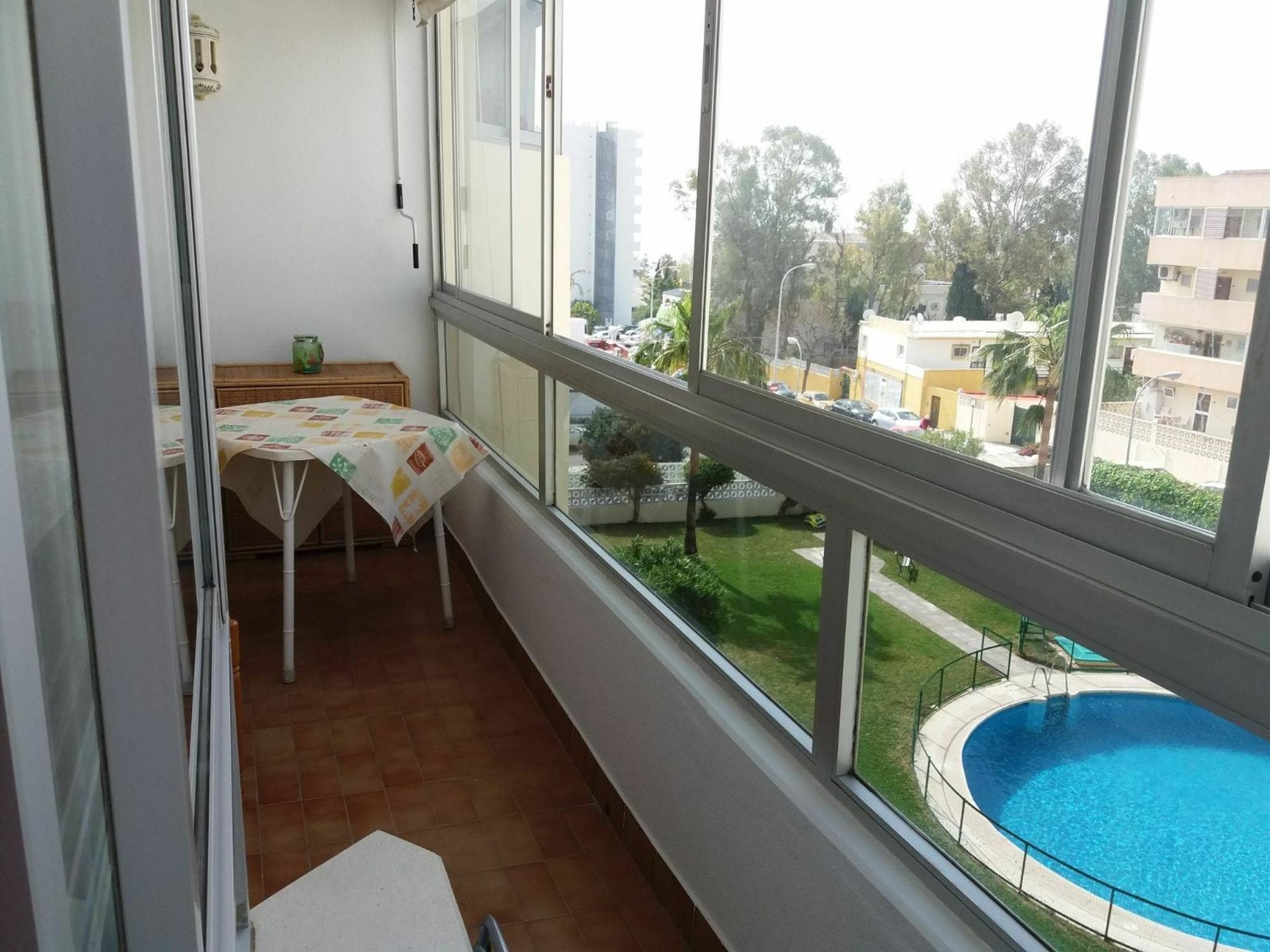 With One Bedroom In Torremolinos, With Wonderful Sea View, P *