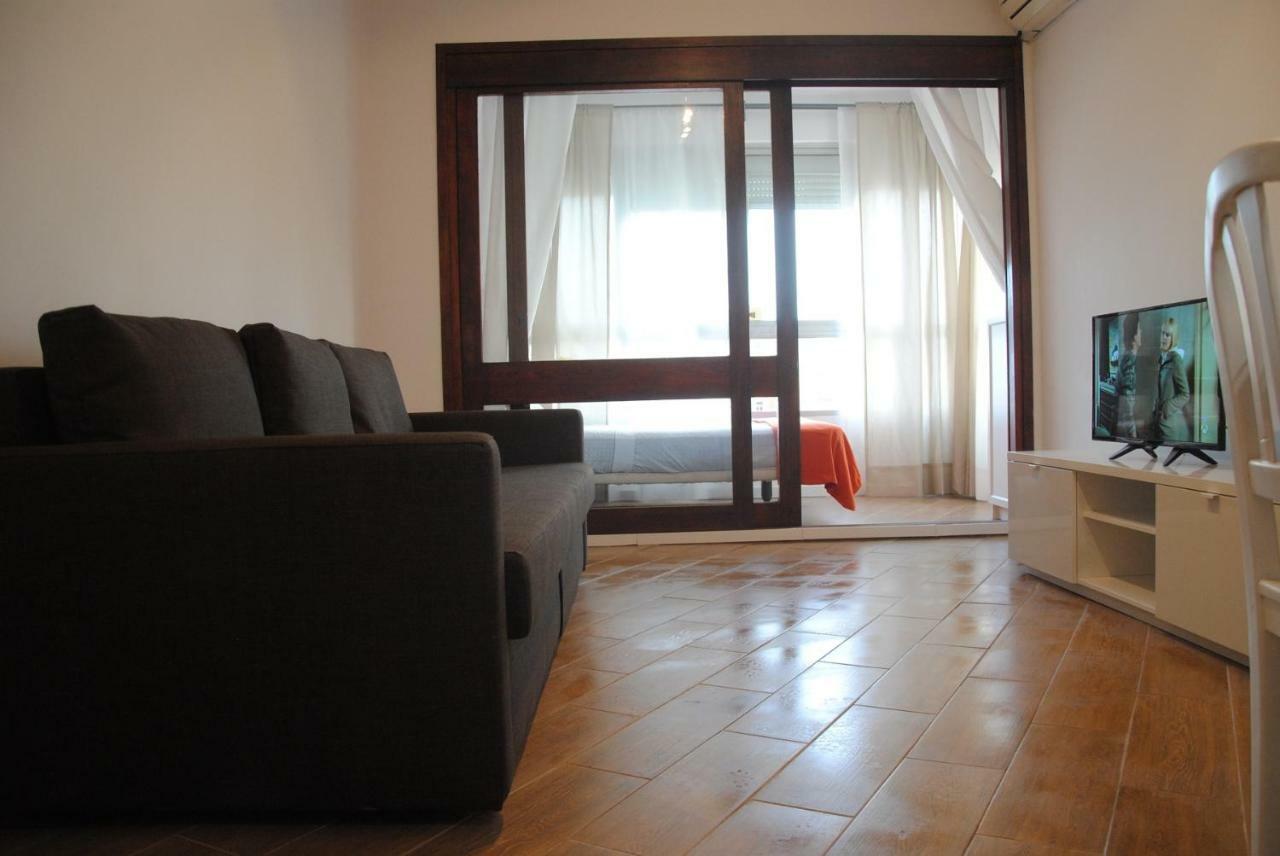 Apartamento Cerca De La Playa Y Campo De Golf Con Piscina
