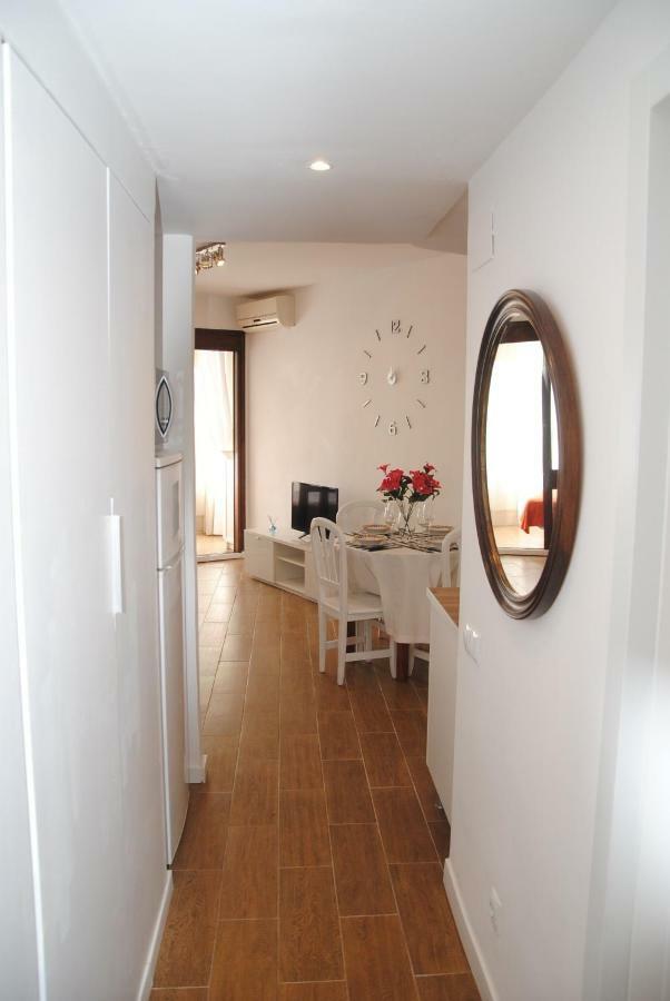 Apartamento Cerca De La Playa Y Campo De Golf Con Piscina