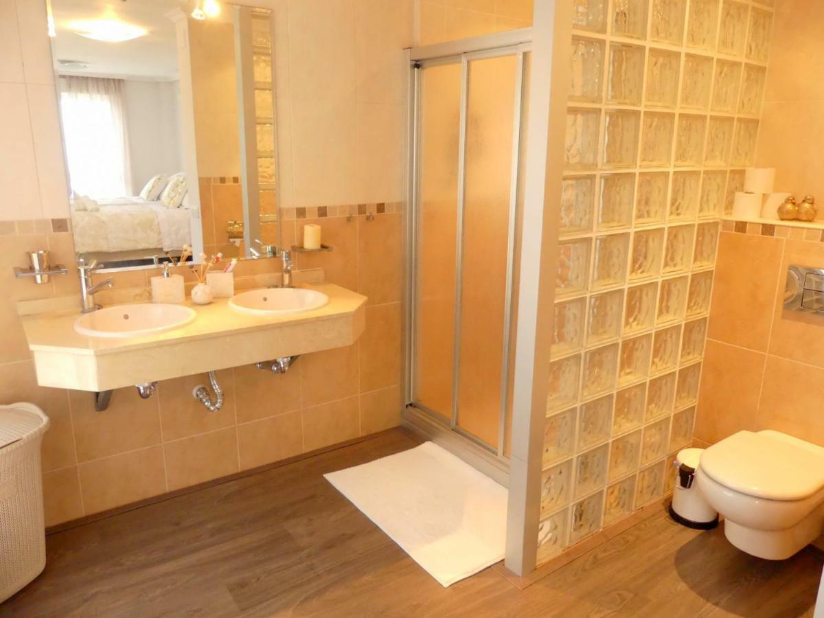 Duplex La Carihuela 1ª Linea De Playa Costa Del Sol Apartment Torremolinos