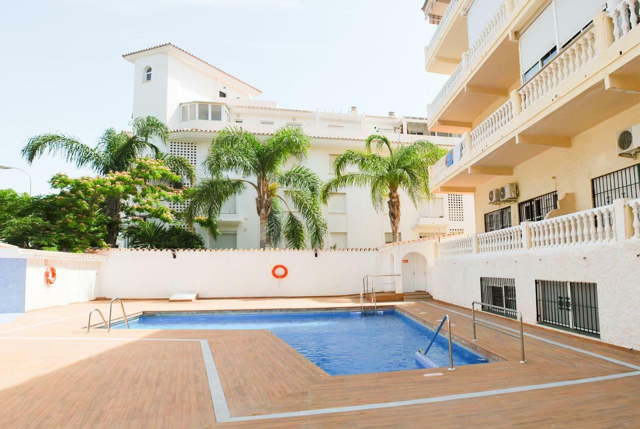 Living4torremolinos Sea Breeze Apartamento *