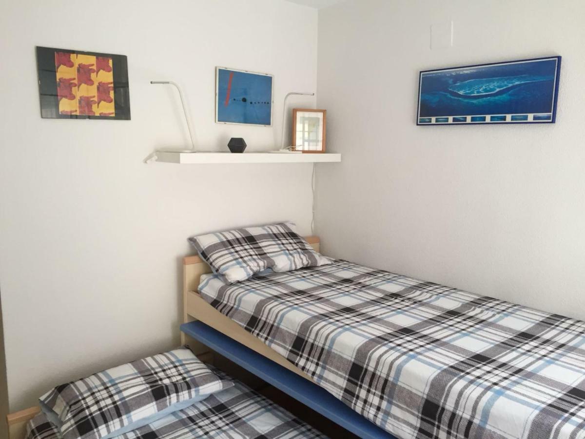 El Cortijuelo. Magnificent Triplex Terraced House With Rooftop Of 18m2, Overlooking The Sea. Parking Vakantiehuis Torremolinos