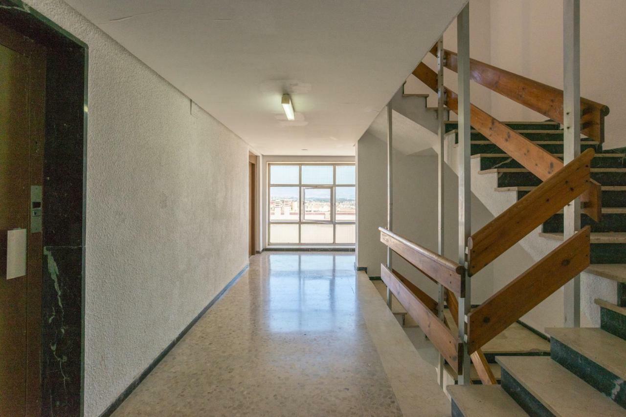 Apartment Amplio Estudio,vista Mar Y Montana, A Pasos Del Centro Torremolinos