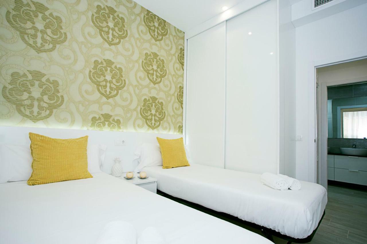 Monko Center, Garden & Pool O Apartment *