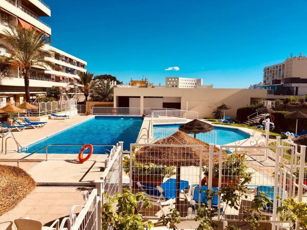 Nogalera 110 3 Seasonal Pools With Bar *