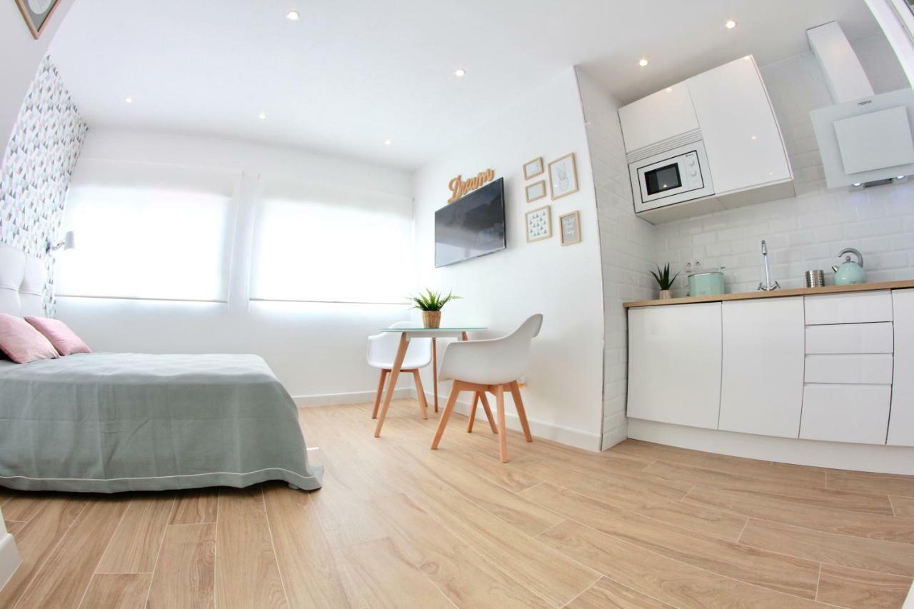 25m² Appartement, Met 1 Privé Badkamer In Stadscentrum * Torremolinos