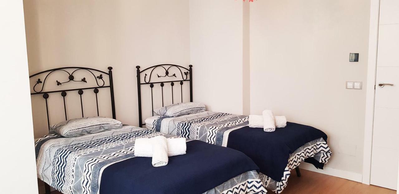 Apartamento Duplex Frente Al Mar Paseo Maritimo Torremolinos