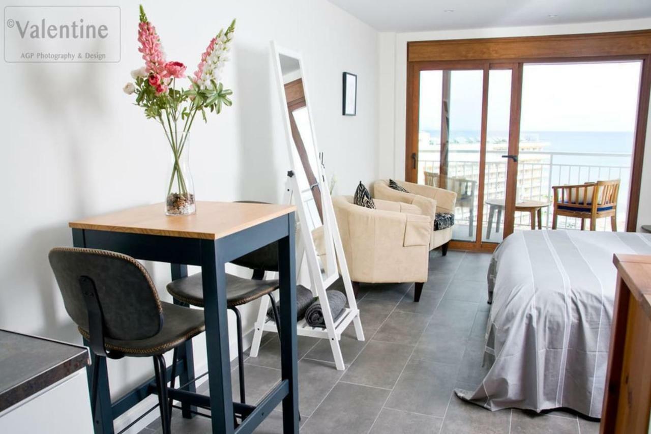 Stunning Studio.seaview With Balcony And Pool. * Torremolinos