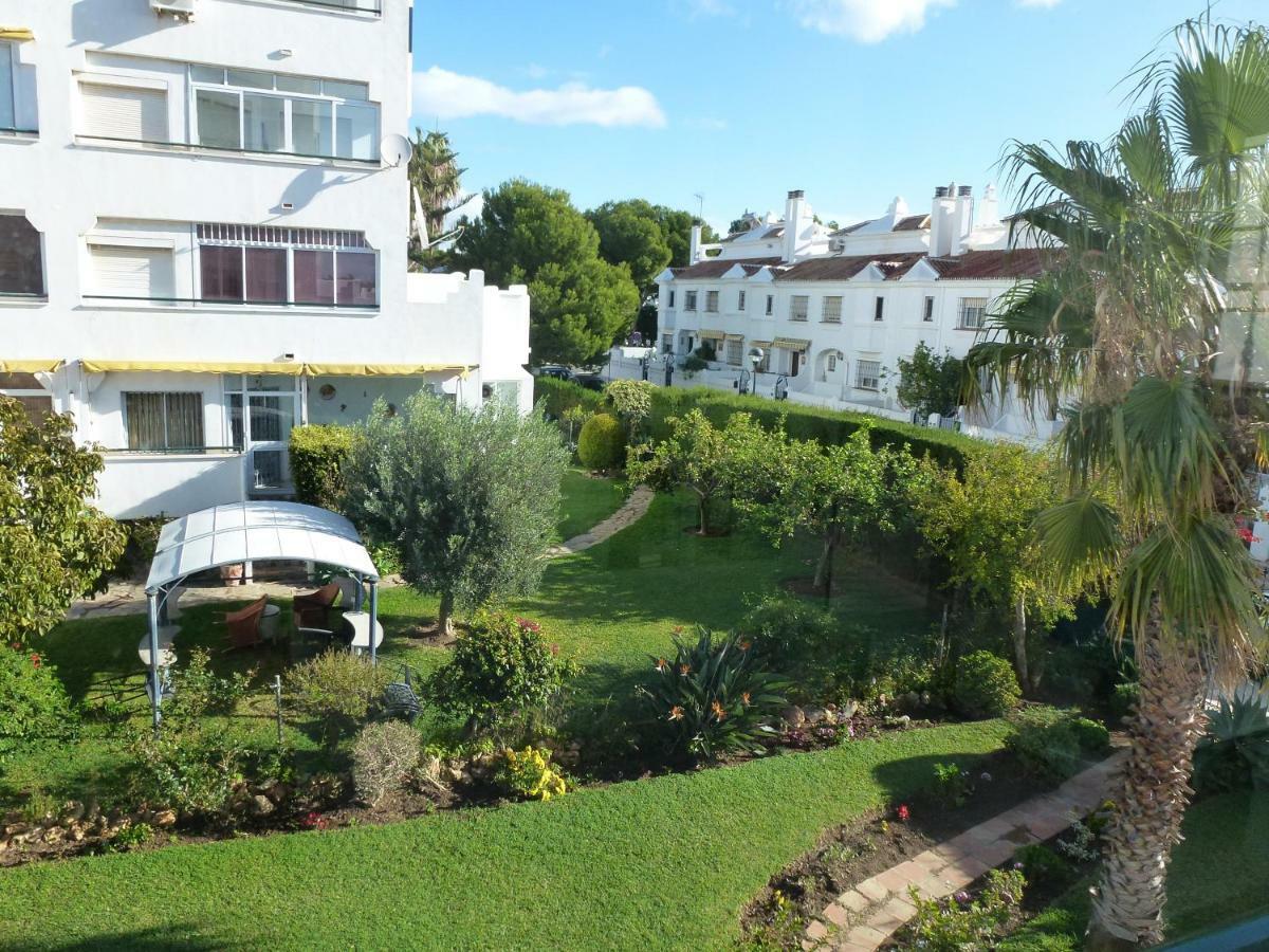 Apartment En Con Piscina