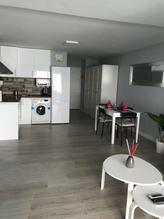 Estudio Moderno Con Jardin Privado * Torremolinos