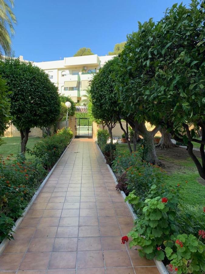 Estudio Moderno Con Jardin Privado *