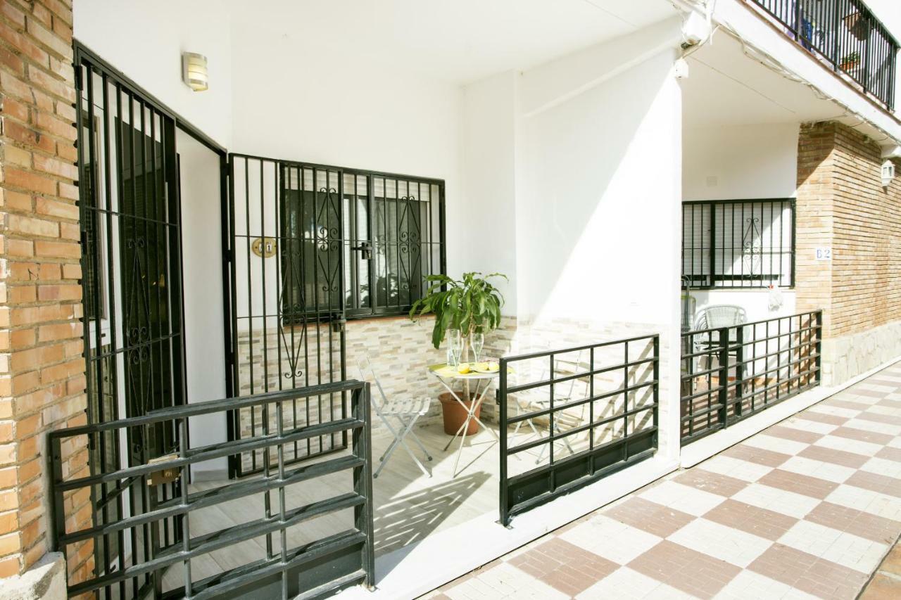 Monko Center, Garden & Pool O Apartment