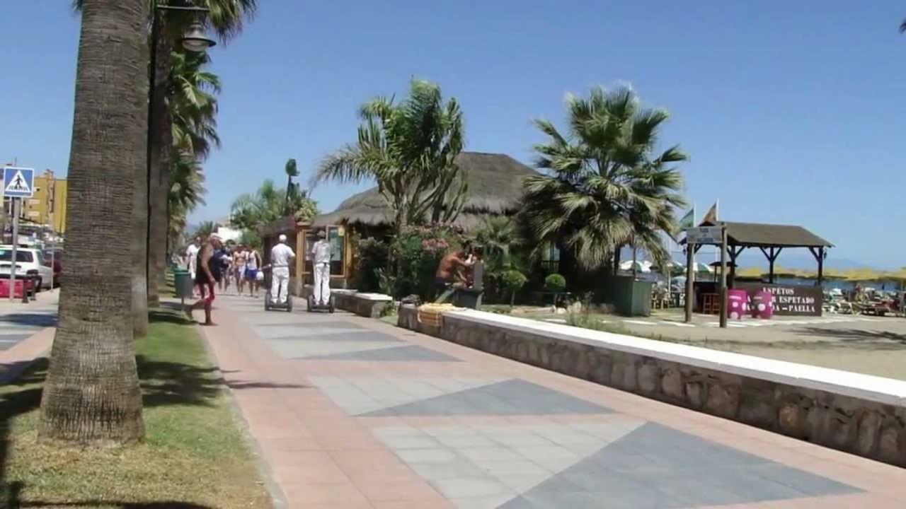 Vakantiehuis El Cortijuelo. Magnificent Triplex Terraced House With Rooftop Of 18m2, Overlooking The Sea. Parking