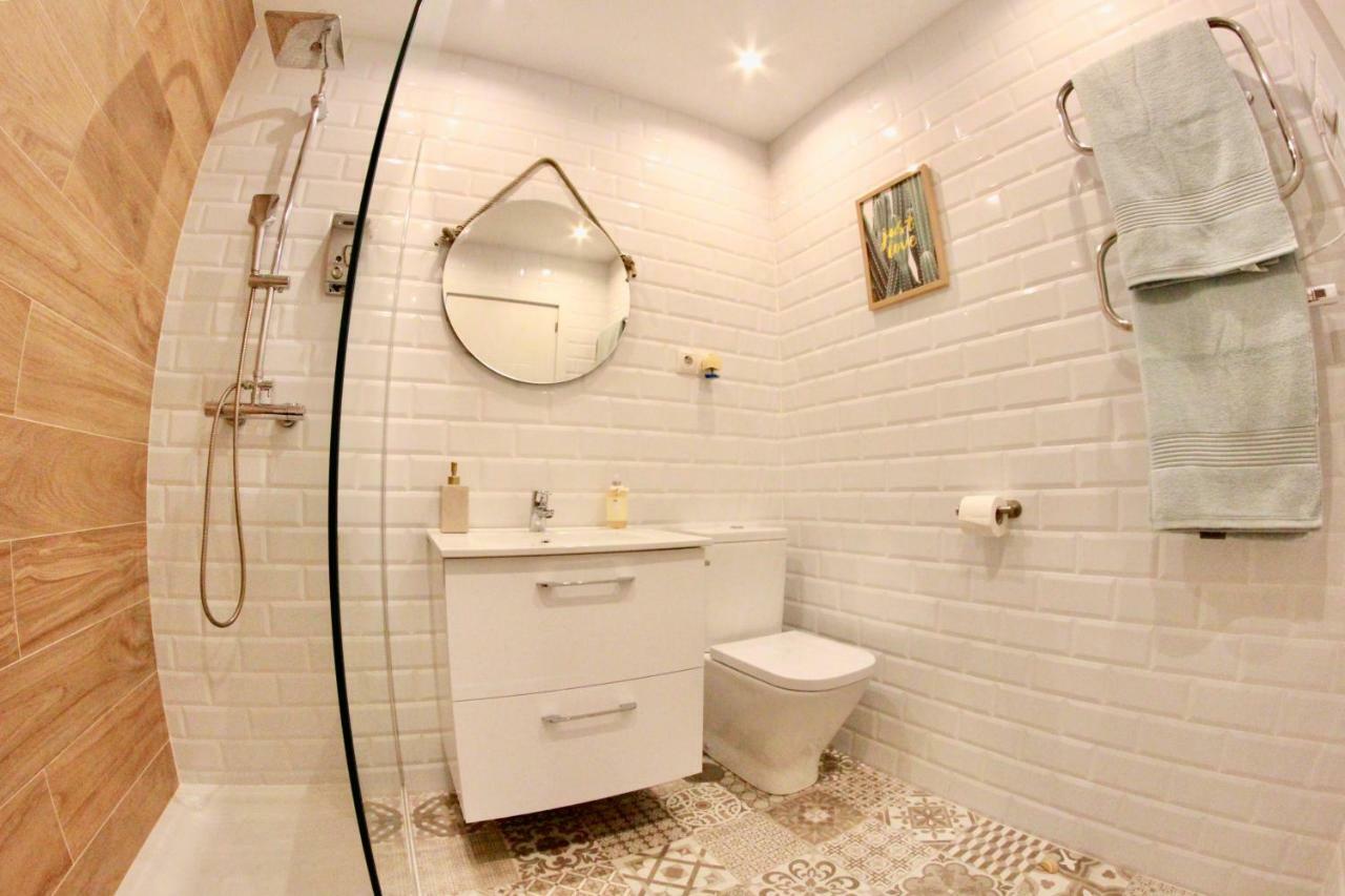 25m² Appartement, Met 1 Privé Badkamer In Stadscentrum Appartement *