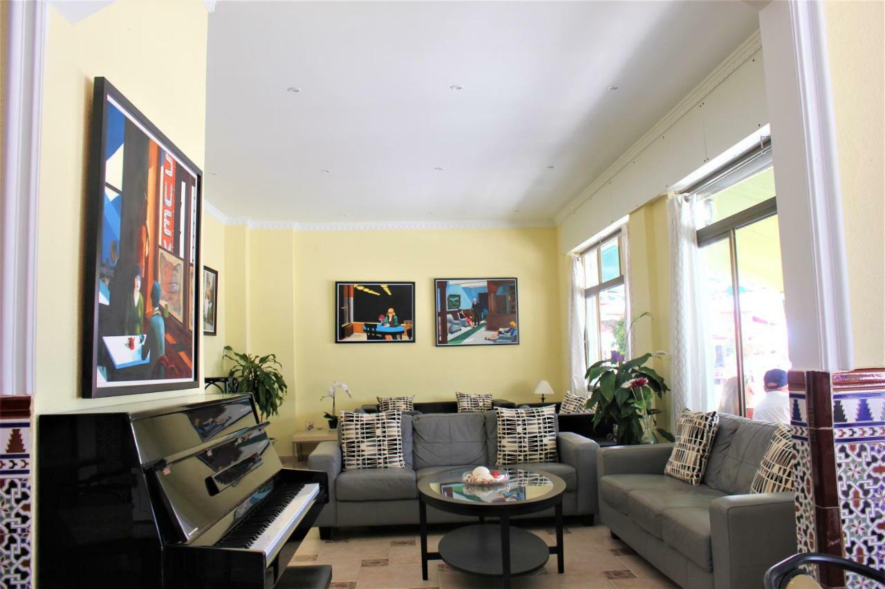 Cabello Hotel