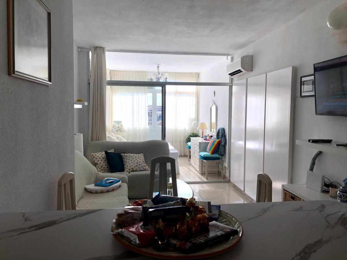 Apartment Away In The Heart Of Town