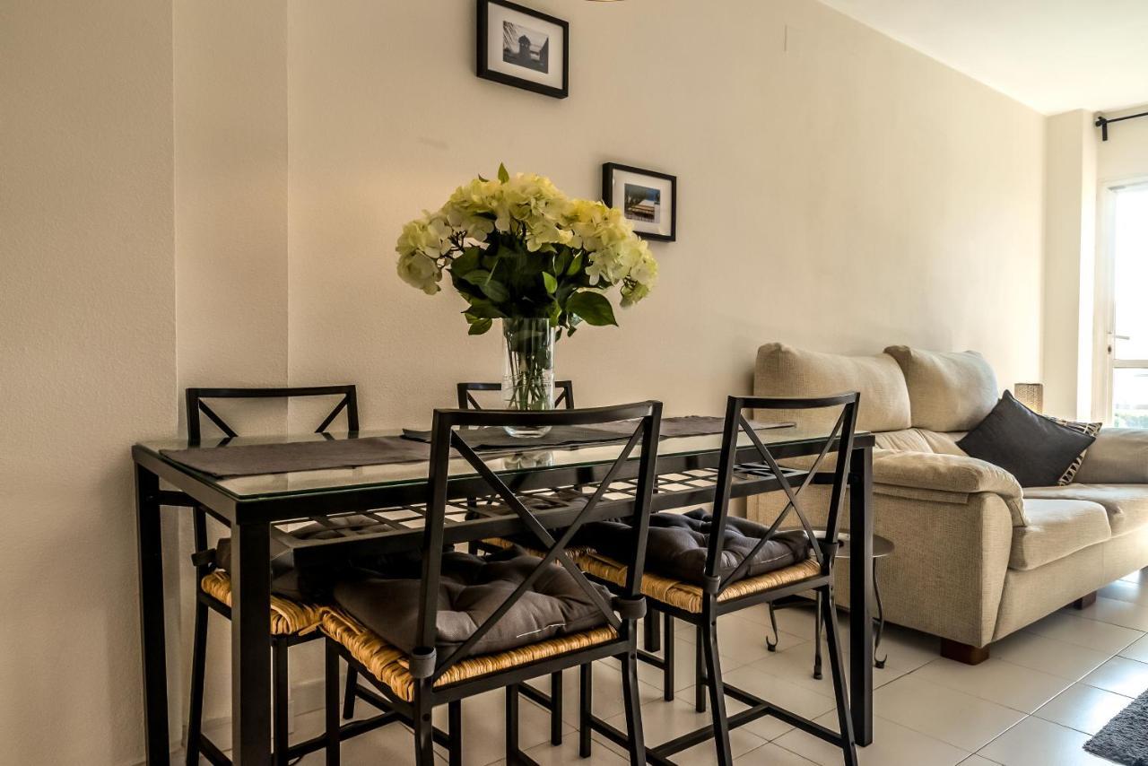 Apartamento Atico Con Terraza - A 600 Metros De Playa La Carihuela - Piscina - Parking Gratis -excelente Wifi Torremolinos