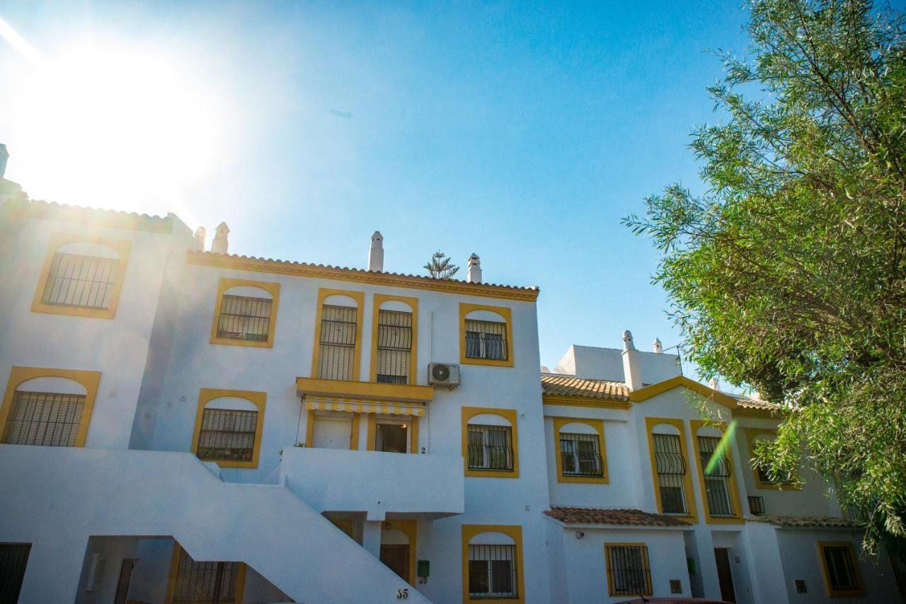 Apartamento Atico Con Terraza - A 600 Metros De Playa La Carihuela - Piscina - Parking Gratis -excelente Wifi Torremolinos