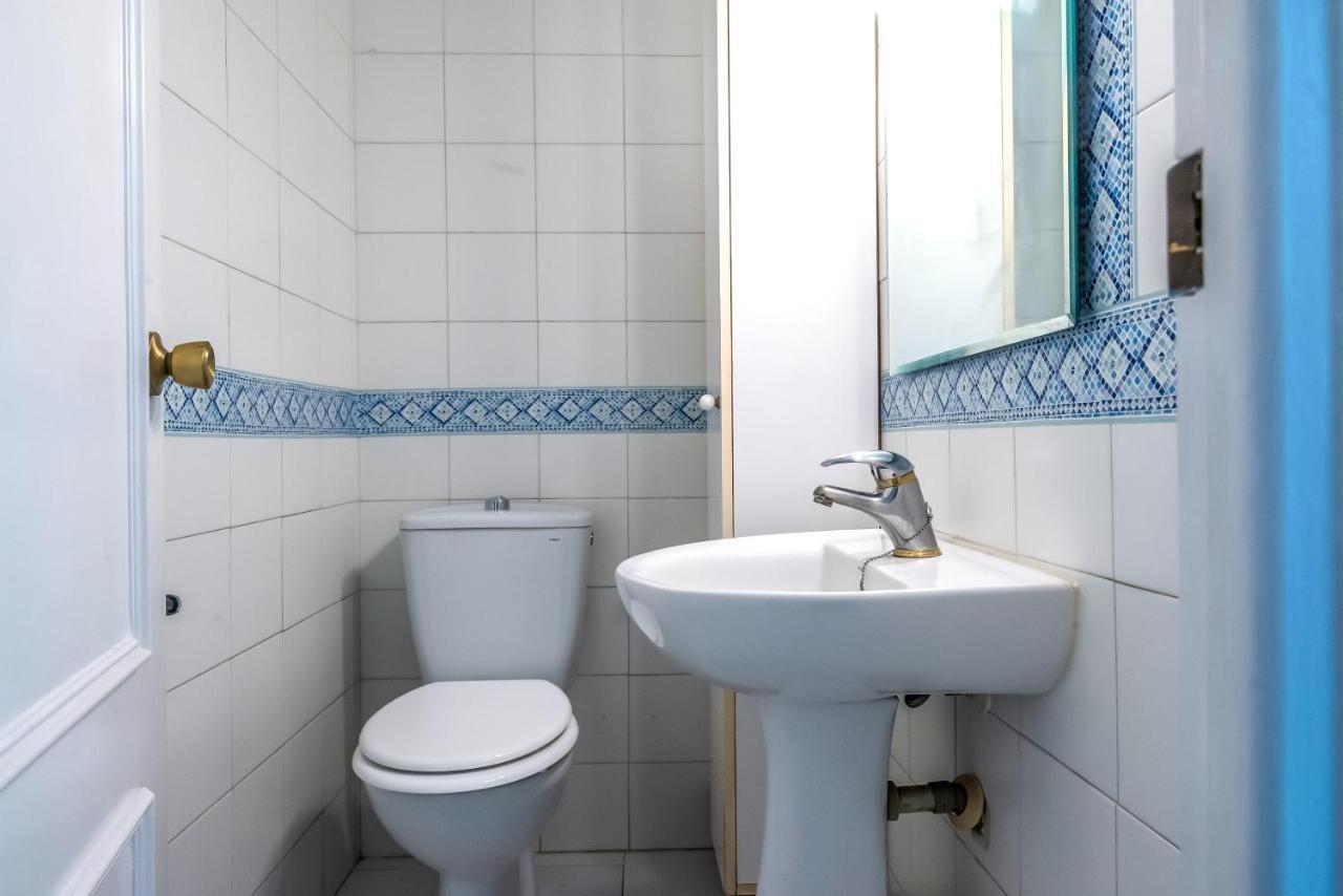 Atico Con Terraza - A 600 Metros De Playa La Carihuela - Piscina - Parking Gratis -excelente Wifi Apartamento *
