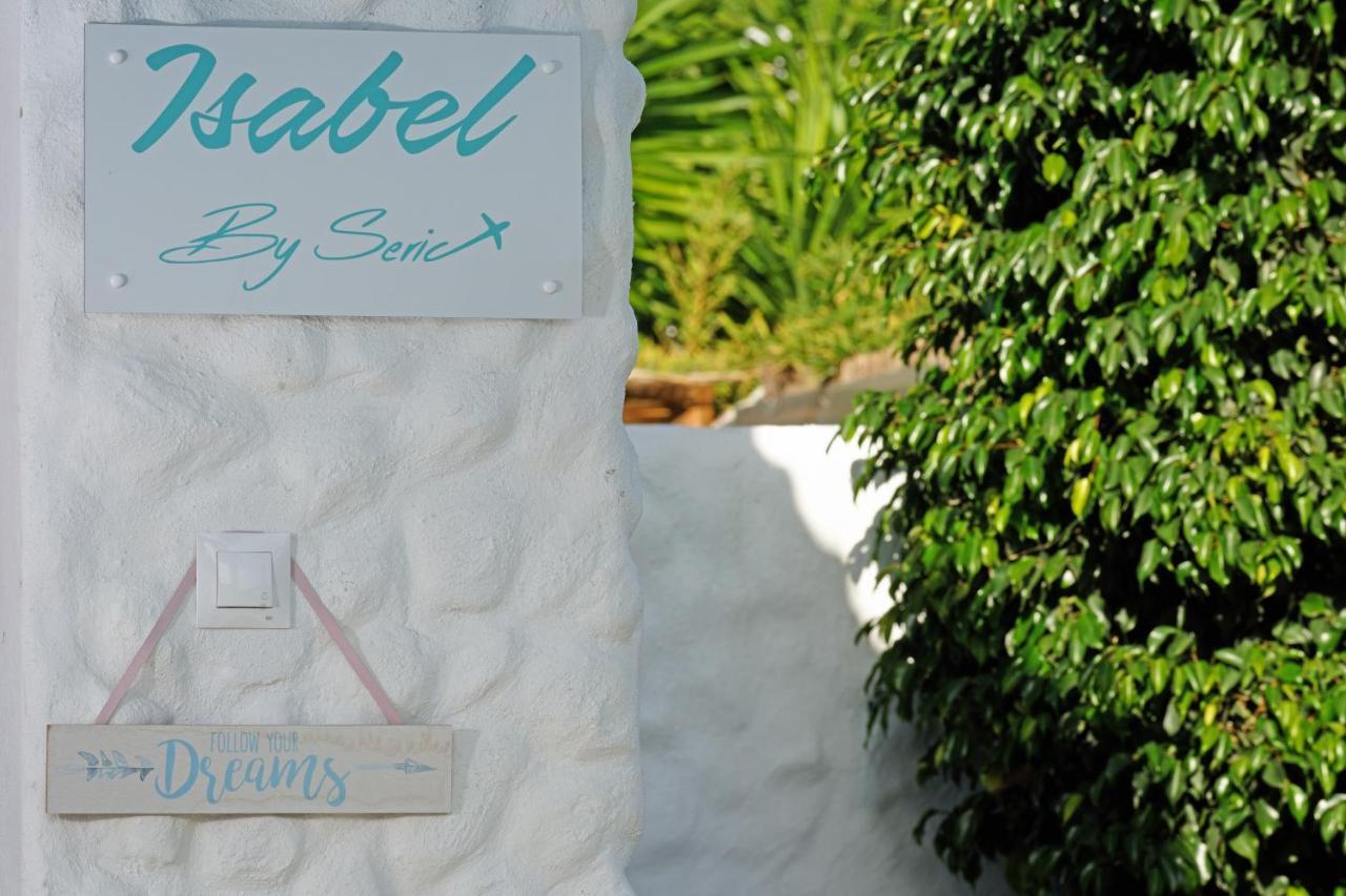 Isabel By Seric, 15' Walking To The * Torremolinos