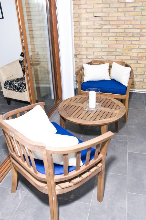 Stunning Studio.seaview With Balcony And Pool. Appartement *