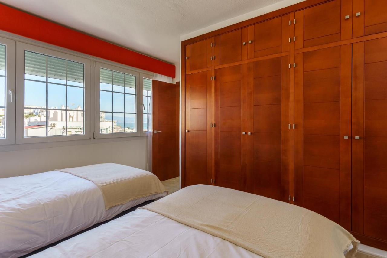 Malagasuite Carihuela Seaview Torremolinos