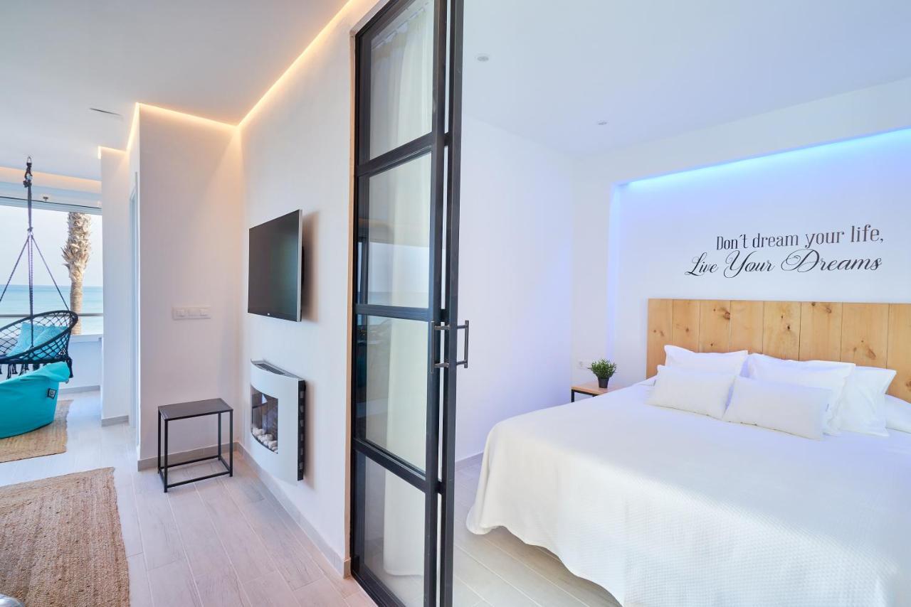 Puro Beach. Charming With Jacuzzi. Torremolinos