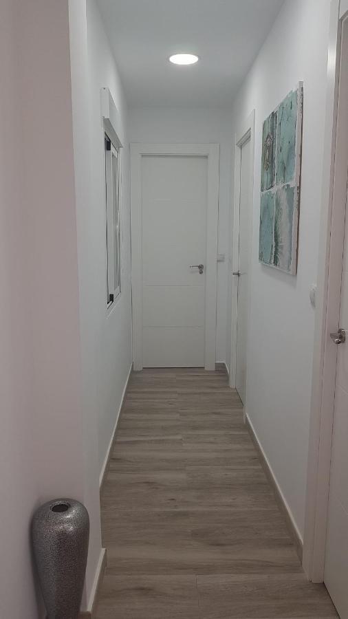 Apartamento Precioso ático Con Terraza En Plaza De Andalucia