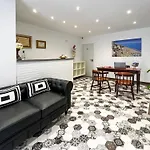 Micaela Charming Hostal
