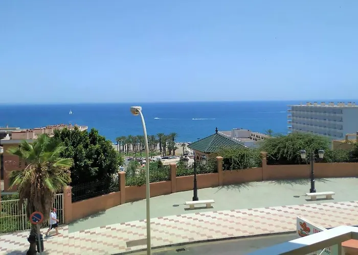 Mercedes Torremolinos Central 2 Bedroom, Sea Views