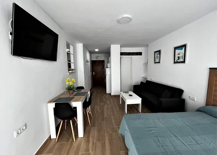 Ver7 - Estudio, Wifi, Fire Stick Amazon, Terraza, Vistas Al Mar, Piscina