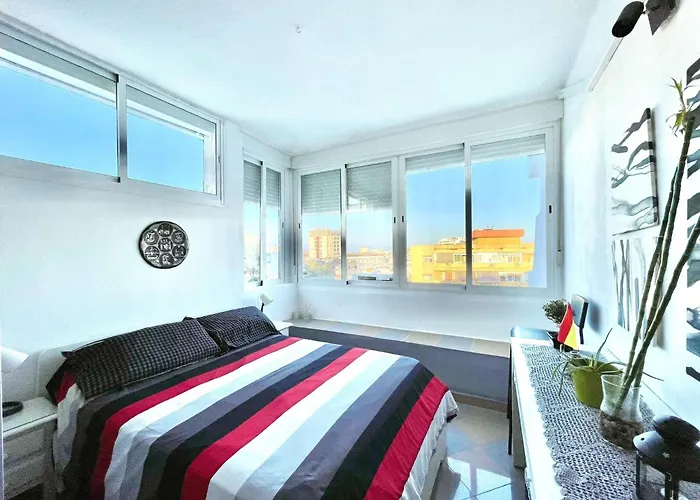 Apartment In Torremolinos Near Seabeach